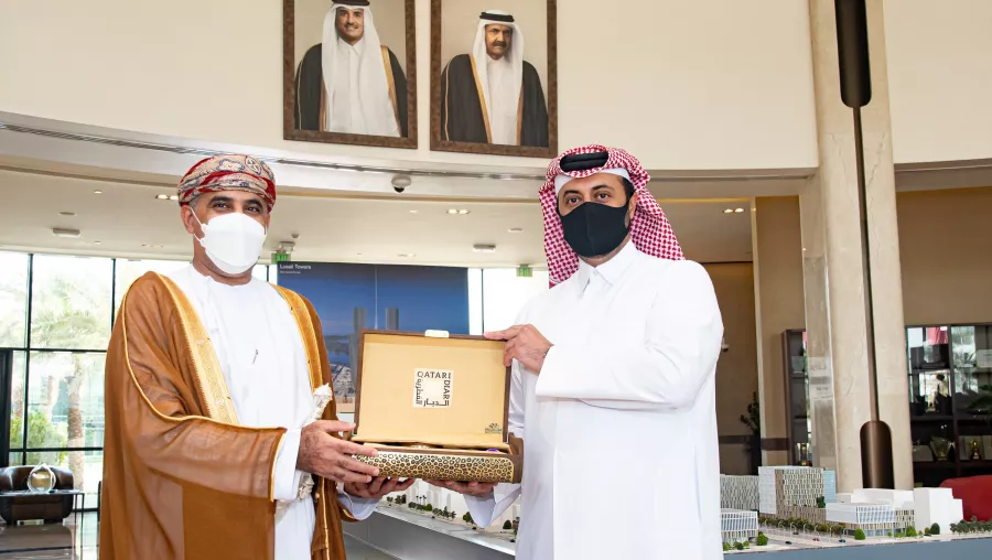 Oman’s Minister of Housing and Urban Planning visits Qatari Diar’s Headquarters