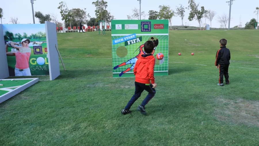 Qatari Diar organizes National Sport Day in Crescent Park